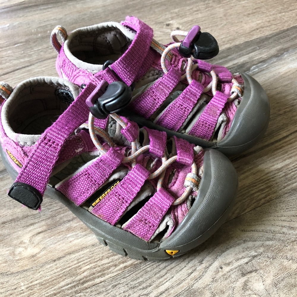 Toddler Keen Size 8